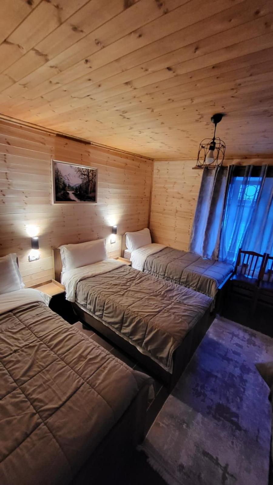 Bujtina Pllumi Theth Bed & Breakfast Rom bilde