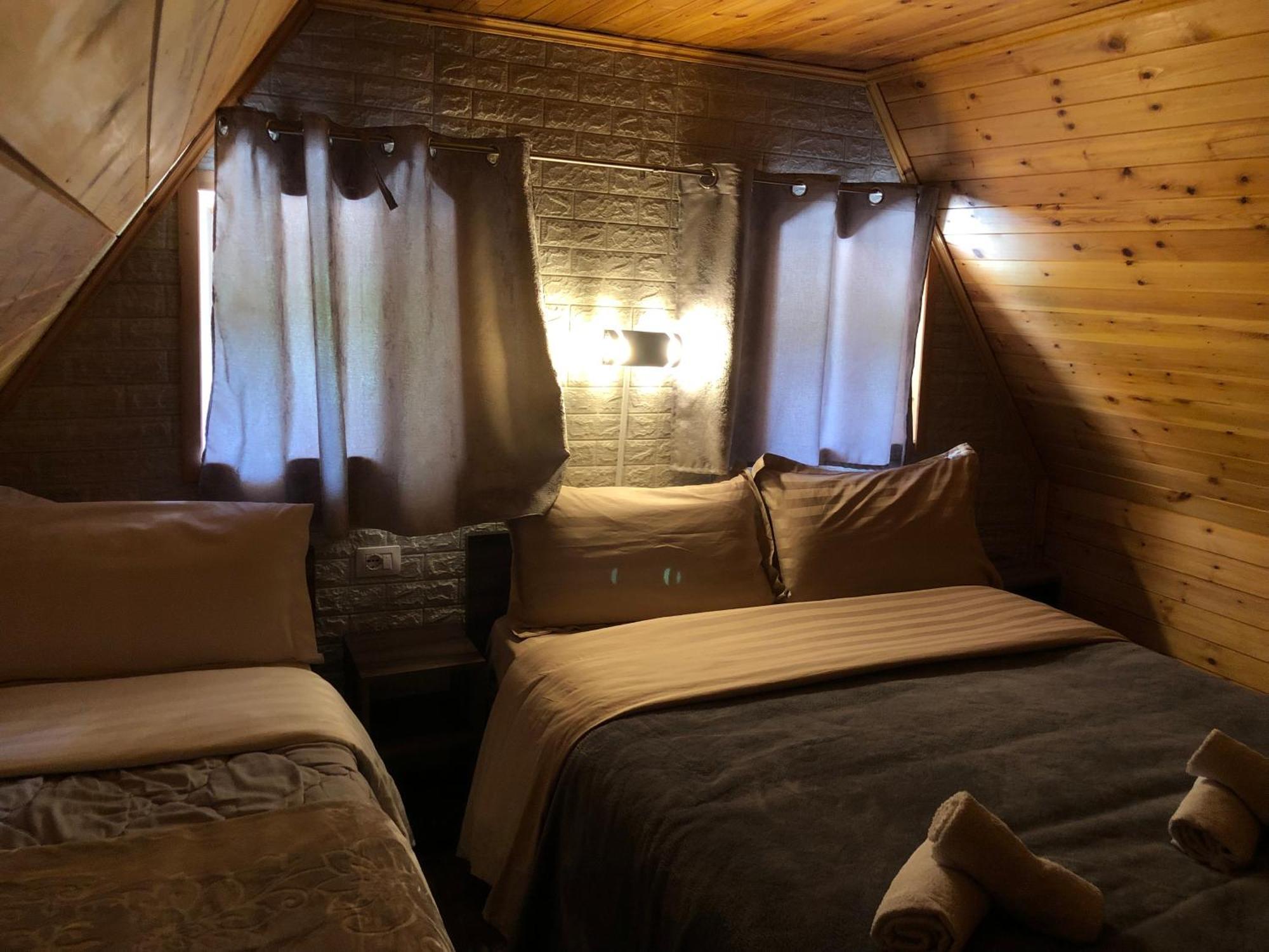 Bujtina Pllumi Theth Bed & Breakfast Eksteriør bilde